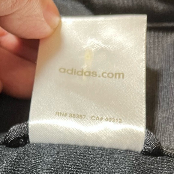 Adidas women’s jacket size L - Picture 4 of 6